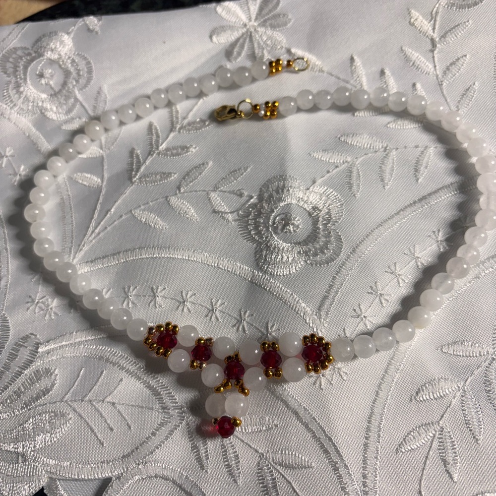 White Jade Necklace embellished with Red and Gold Beads 16 inches. - Picture 6 of 7